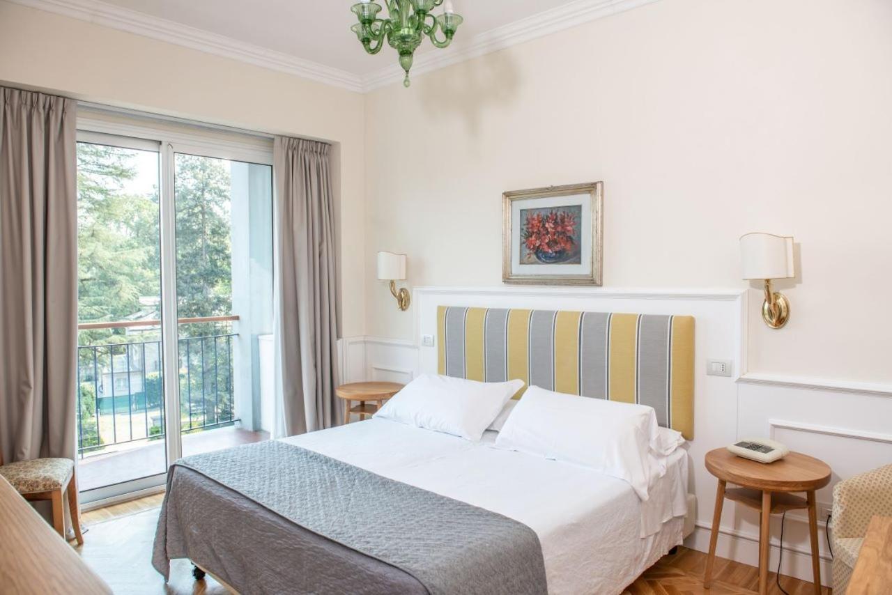 Hotel Royal Stresa Esterno foto
